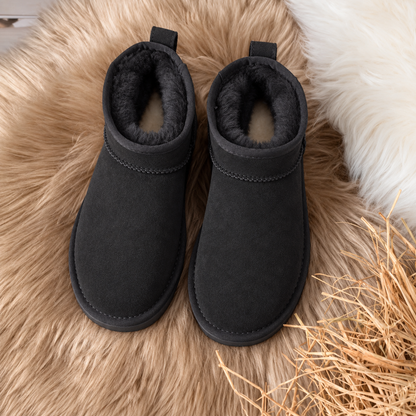 "UG" Classic Mini Boots